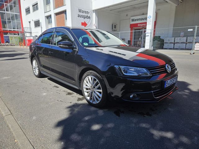 Volkswagen VW Volkswagen Jetta 1.4 TSI Hybrid