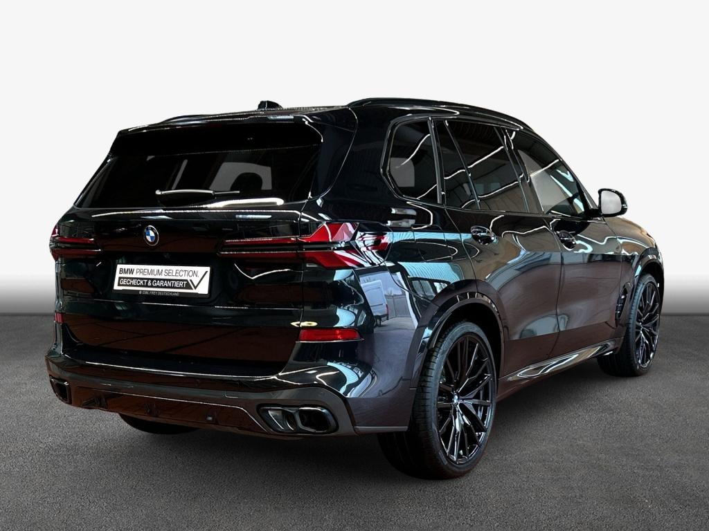 BMW X5 M60i xDrive, AHK, Panoramadach, LED
