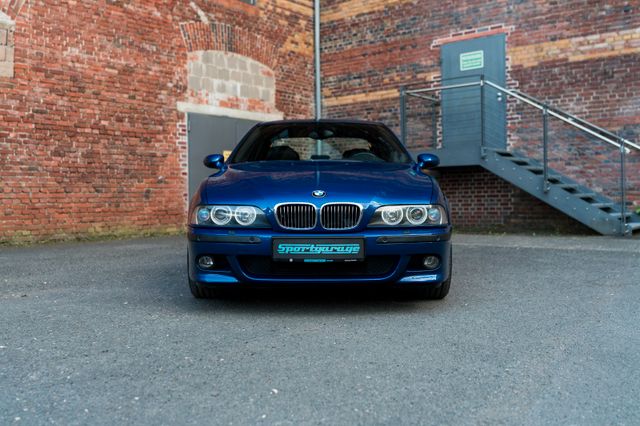 BMW M5 Facelift Le Mans Blau