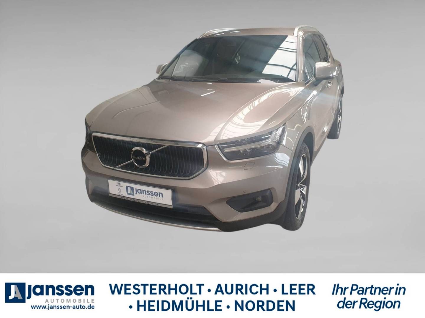 Fahrzeugabbildung Volvo XC40 T3 Geartronic Momentum Pro