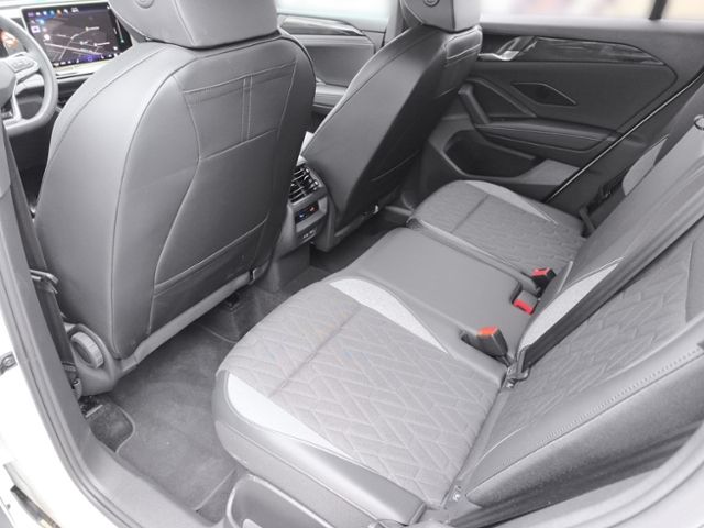 Fahrzeugabbildung Volkswagen Tiguan 1.5 eTSI DSG Goal MATRIX LED NAVI AHK ARE