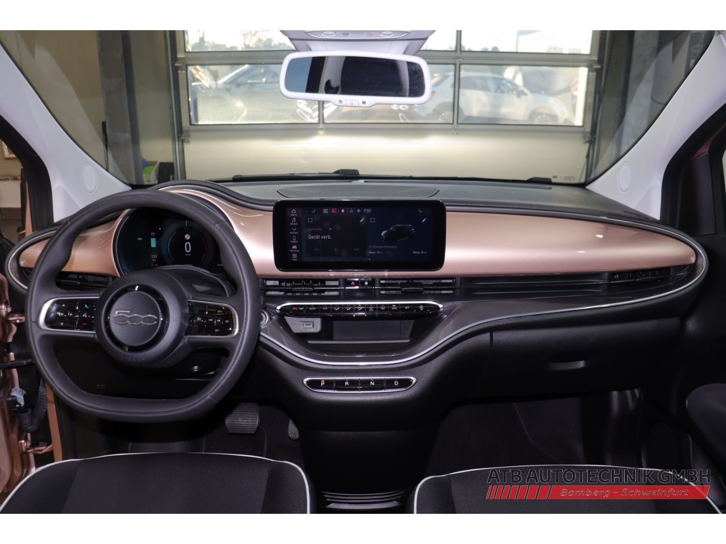 Fahrzeugabbildung Fiat 500e Cabrio 42kWh SOH 95,7% Komfort- und Stylepa