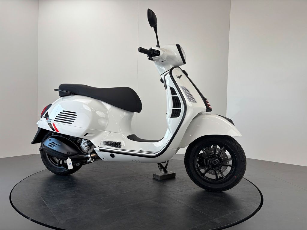 Fahrzeugabbildung Vespa GTS 310 FL SuperSport *NEUFAHRZEUG 2026*