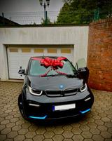 BMW i3S, 184PS, Wie neu, Wärmepumpe, HiFi H&K, - schwarze BMW i3
