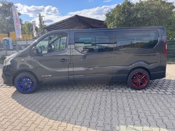 Renault Trafic - 2