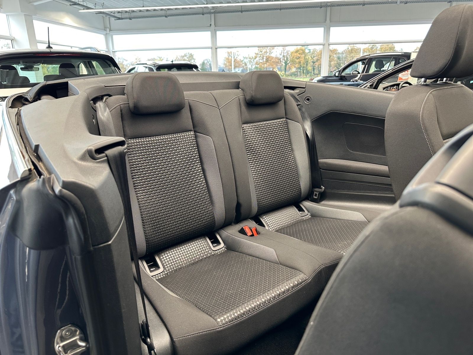 Volkswagen T-Roc - Bild 11