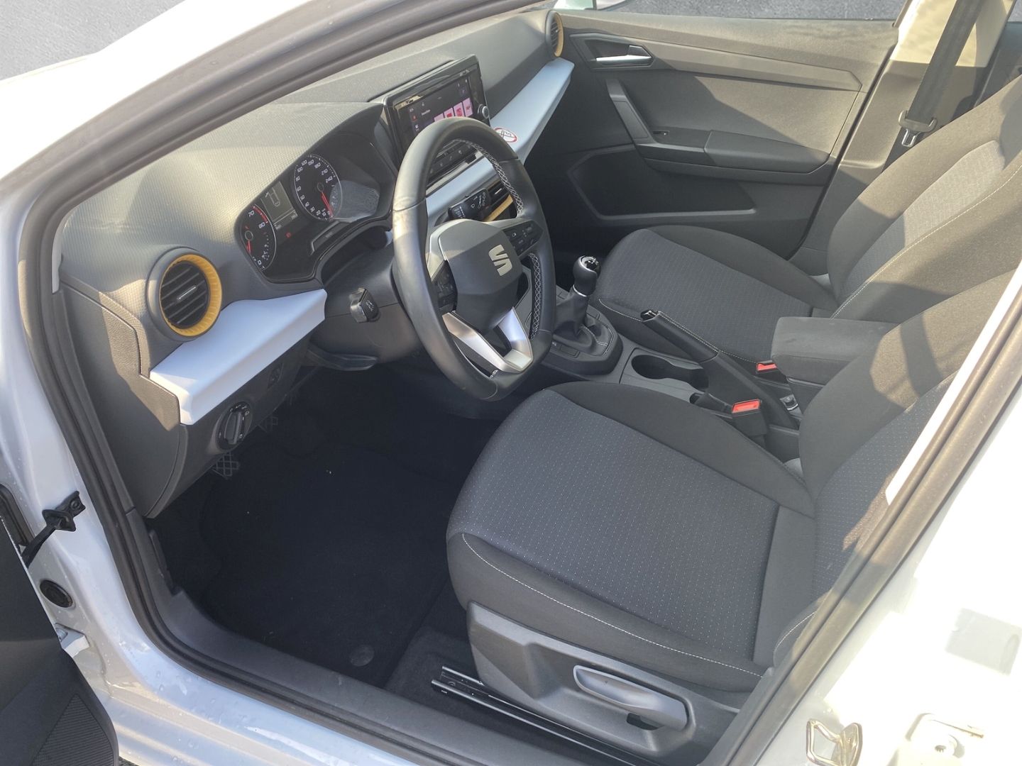 Fahrzeugabbildung SEAT Ibiza Style 1.0 TSI*Full-Link*Allwetterreifen*
