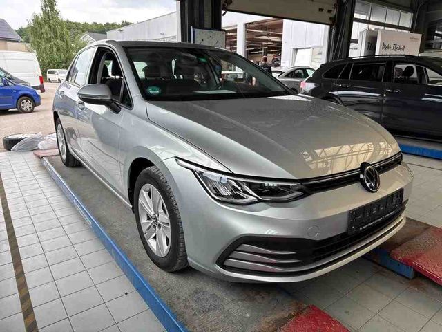 Golf VIII 2.0 TDI LIFE LED+DCP+NAVI+PDC+DAB+APP