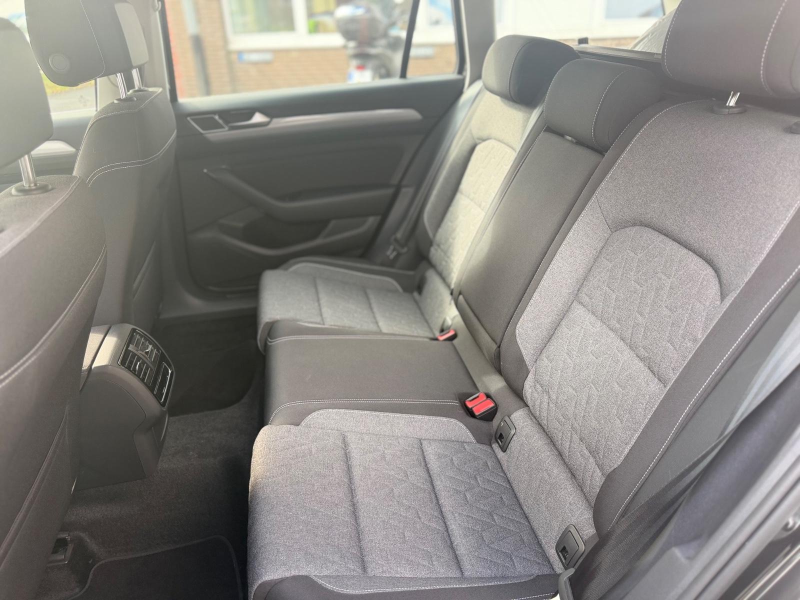 Volkswagen Passat MATRIX virt cockp RFK aktiv 3916, миниатюра 11