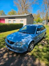 Mazda mazda 323f - Mazda 323 von privat