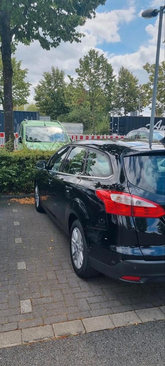 Ford Focus 2014 — photo 10