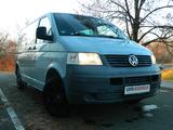 Volkswagen T5 Transporter CARAVELLE - Volkswagen T5 Transporter aus 2006