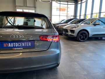 Audi A3 ambiente *BI-XENON*NAVI*TEMPOMAT*SZHZ*KLIMA*