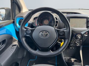 Toyota Aygo (X) - 12