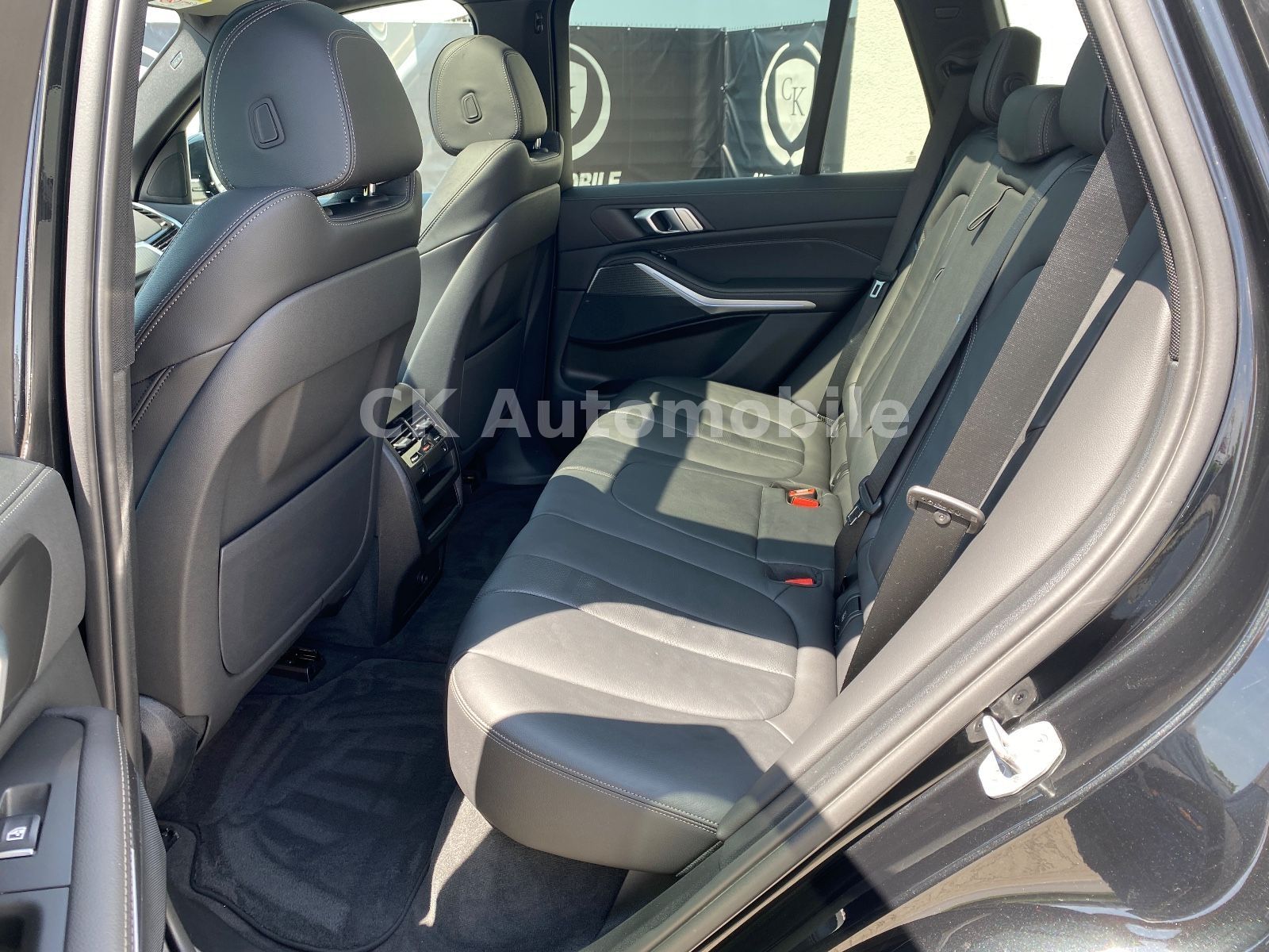 Fahrzeugabbildung BMW X5 xDrive 40d M-Sport/laser/Head-Up/Pano/ACC/AHK