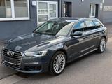 Audi A6 Avant 3.0 TDI Quattro * XENON*AUTOMATIK* - mit Diesel-Antrieb: Blau, Vollleder, Kombi