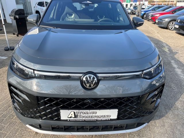 Fahrzeugabbildung Volkswagen Tayron 2.0 TDI DSG 4Motion R-LINE AHK PANO IQ.LI
