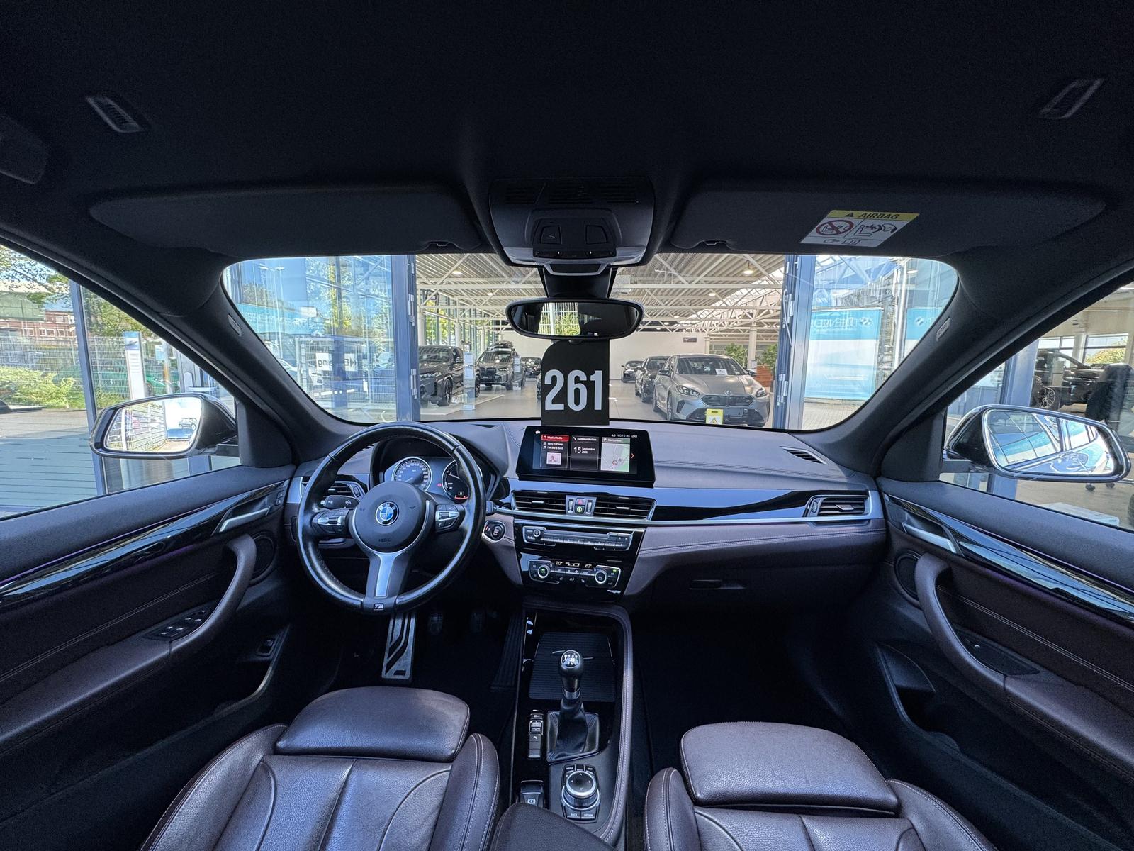 BMW X1 sDrive18d M Sport AHK Navi+ LED Head-Up SHZ, миниатюра 2