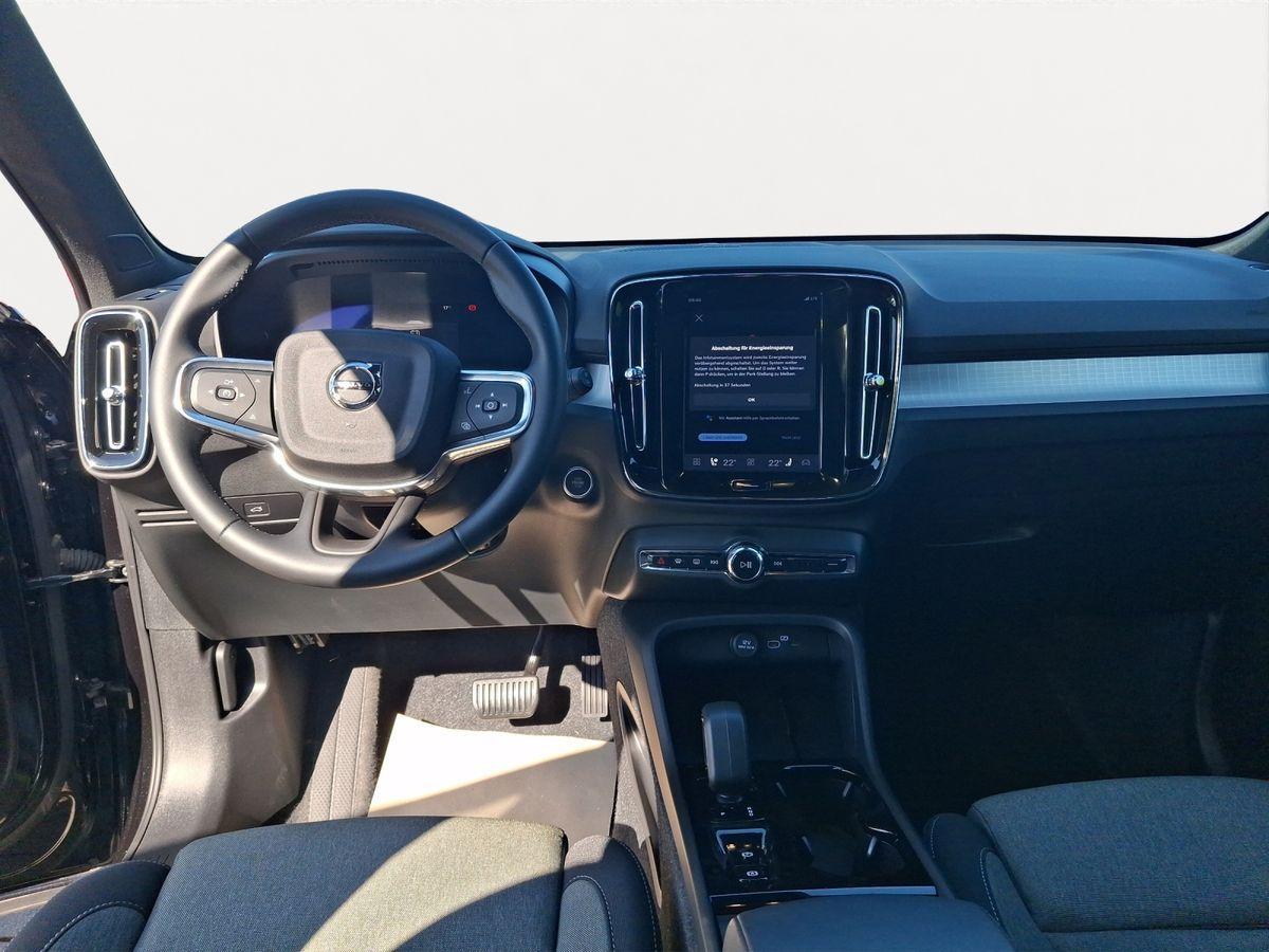 Volvo XC40 B3 Black Edition Plus 360° AHK PANO H/K LED