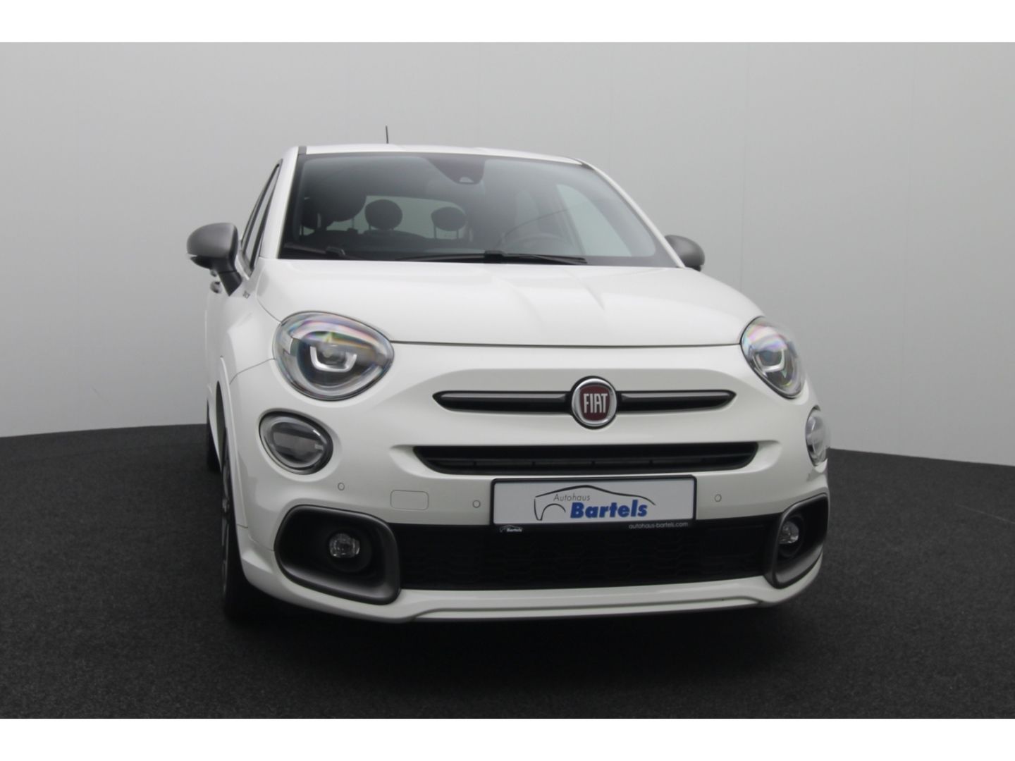 Fahrzeugabbildung Fiat 500X Sport Einparkhilfe ACC Kamera SHZ Totwinkel