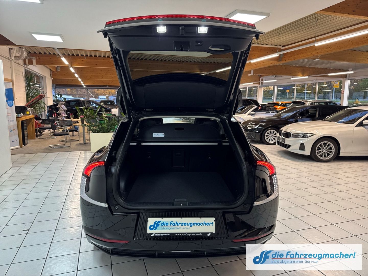 Fahrzeugabbildung Kia EV6 Business 2WD Navi Digitales Cockpit Memory S