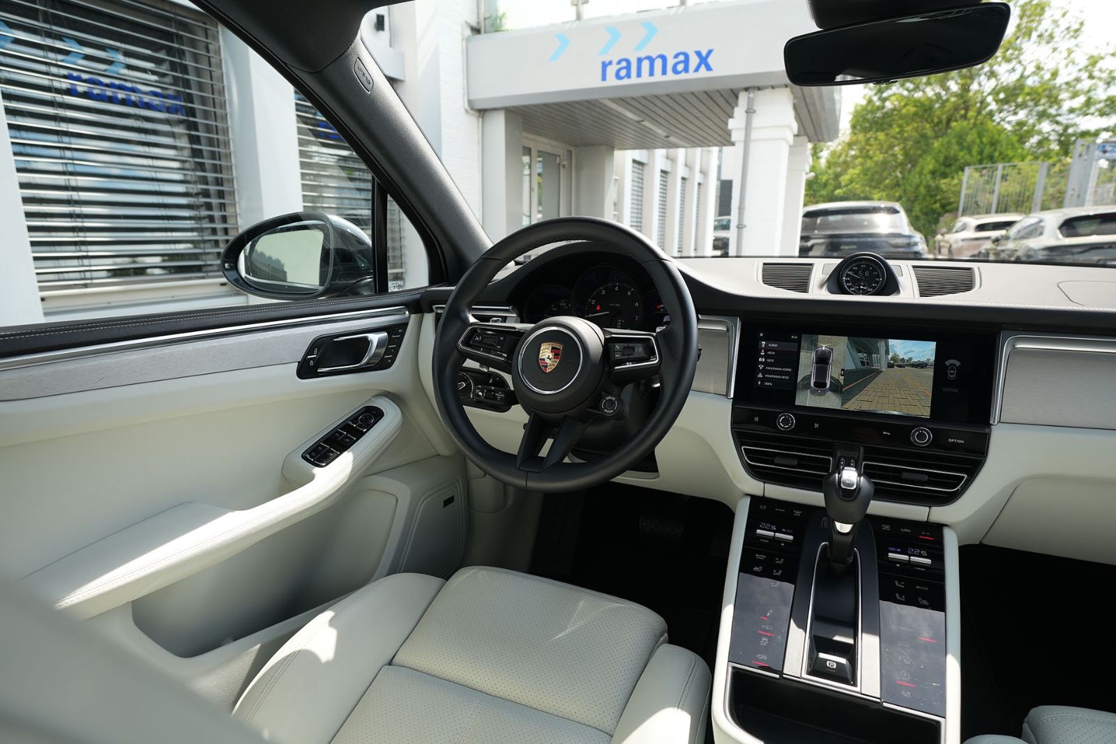Porsche Macan LEDER KREIDE-ACC-LUFTF-PANO-SPORTABG.-VOLL foto 19