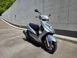 Yamaha Cygnus-X 125ccm  - YAMAHA ROLLER 125 CYGNUS