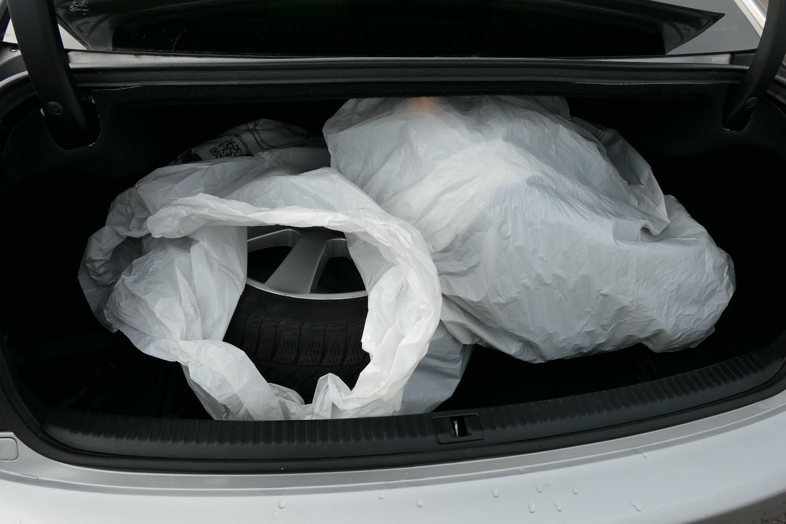 Lexus IS 250 V6 208ch - Attelage - Navi - Sièges ventilés - Xénon - Pneus toutes saisons