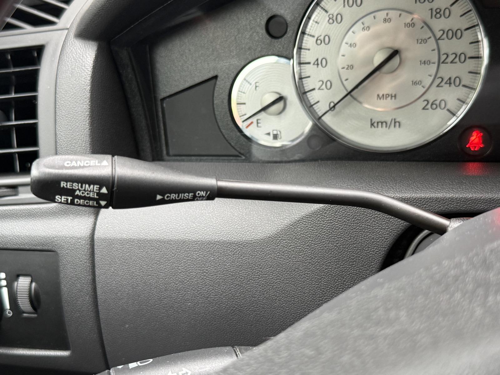 CHRYSLER AUTRES C TOURING 3.0 CRD 1.HAND,AUTOMATIK,NAVI,XENO | 218 ch | BVA | RÉGLAGE ÉLECTRIQUE DES SIÈGES AVEC FONCTION MÉMOIRE | VOLANT EN CUIR