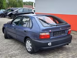 Toyota Corolla 1.4 XLi 1. Hand - Toyota Corolla mit Benzin-Antrieb: Limousine, 1.4