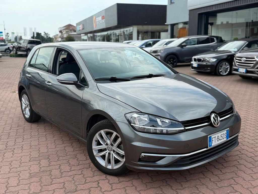 Image of Volkswagen Golf