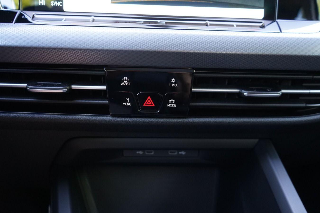 Volkswagen Golf Variant VIII 2.0 TDI Active*Panorama*LED*