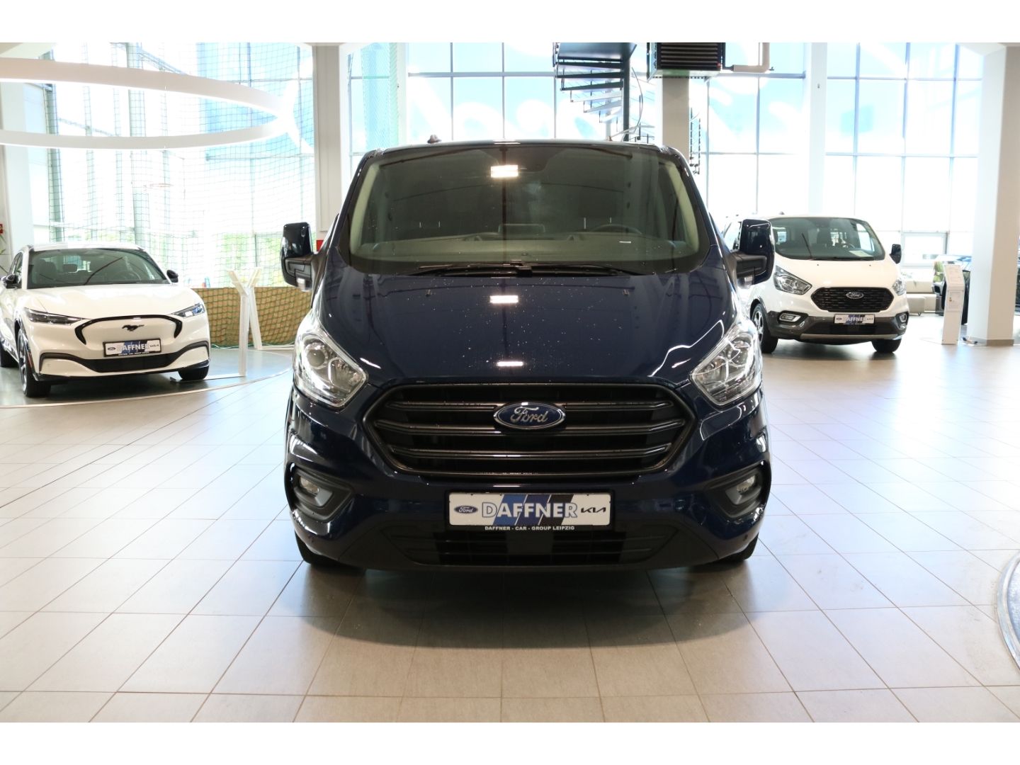 Fahrzeugabbildung Ford Transit Custom Kasten 300 L2 Trend 2.0 TDCi EU6d