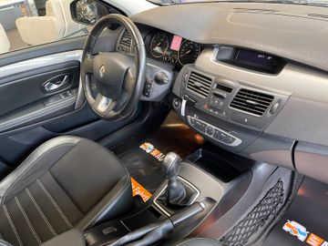 Renault Laguna III Grandtour Expression *1HAND*LEDER*AHK
