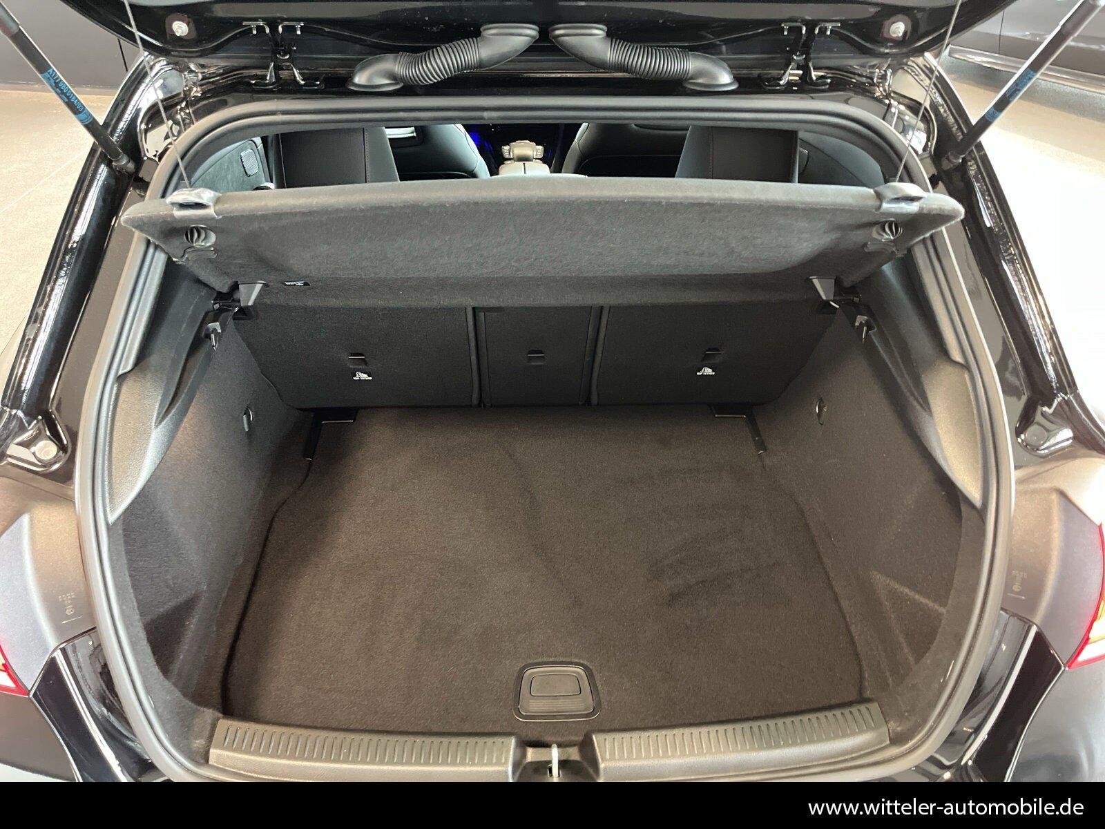 Mercedes-Benz Mercedes-AMG A 35 4MATIC LED/PANO/Night/Sound-S