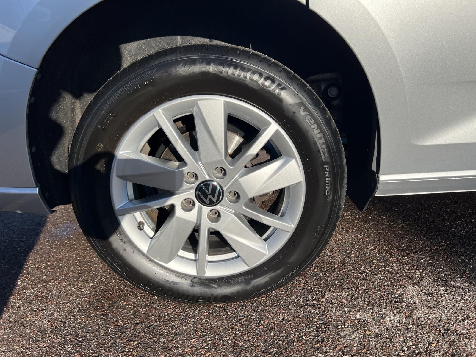 Caddy Life 1.5 TSI NAVI  Winter-Paket PDC v+h