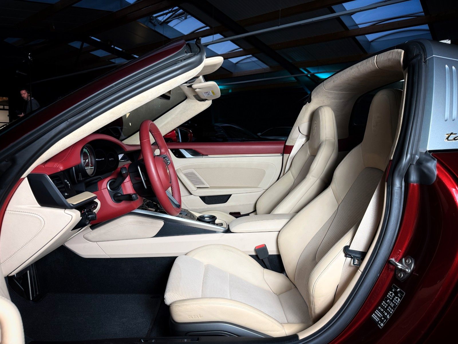 Fahrzeugabbildung Porsche 911 Targa 4 S Heritage Design Edition + N1. 173