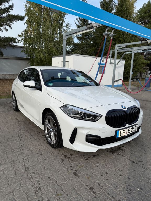 Image of BMW 118