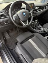 BMW 216 Gran Tourer 216i Sport Line Sport Line - BMW 216 Gran Tourer aus 2016