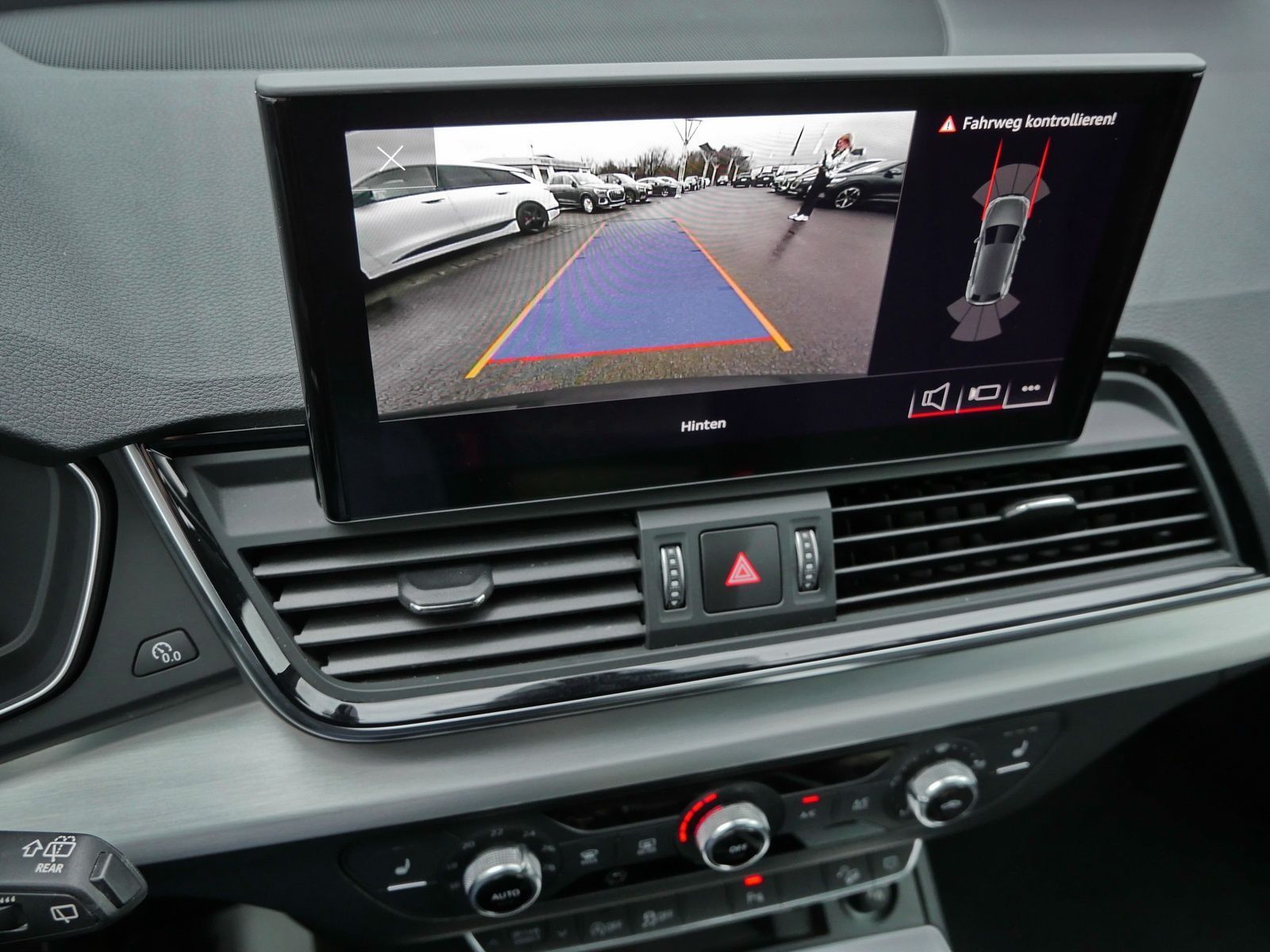 Audi SQ5 - Bild 15
