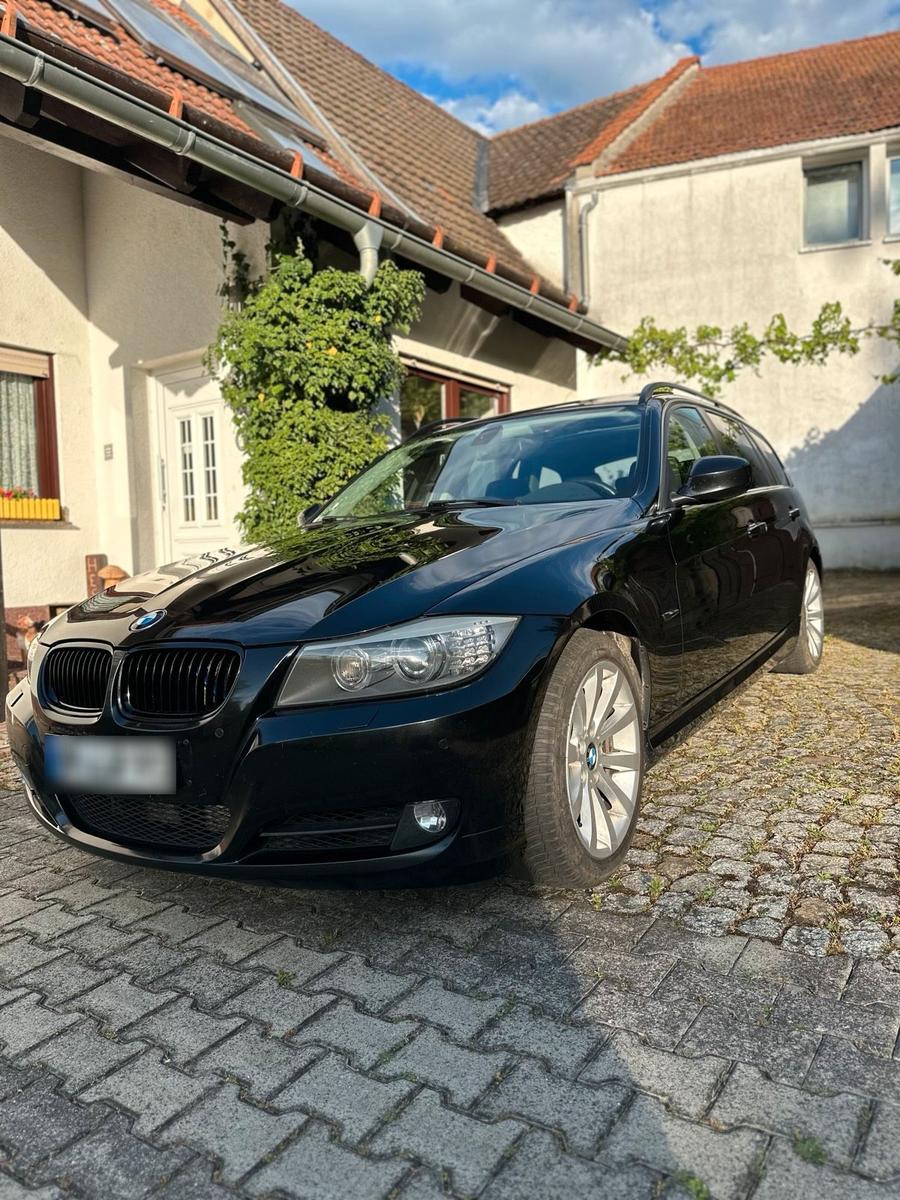 BMW 330