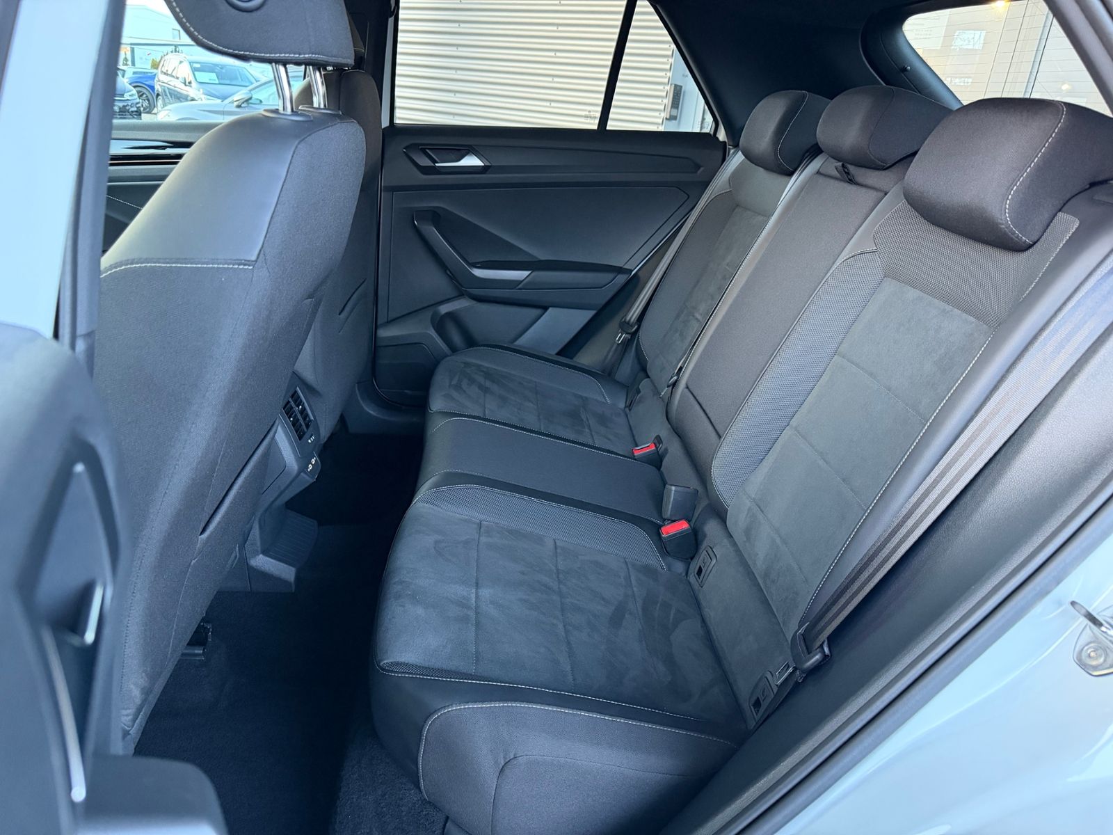 Volkswagen T-Roc - Bild 31