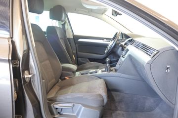 Volkswagen Passat 1.6 TDI Comfortline ACC+KAM+LED+17"+AHK