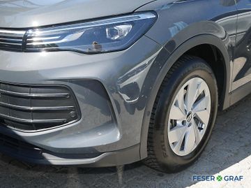 Volkswagen Tiguan - 12