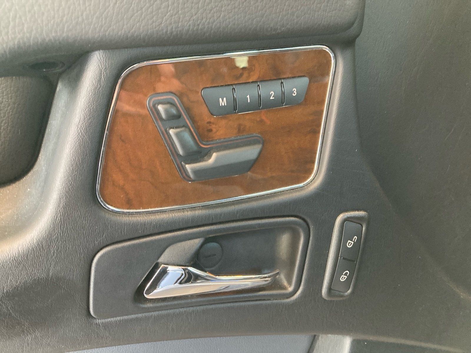 Fahrzeugabbildung Mercedes-Benz G 500 Sport-Paket*Distronic*COMAND*Harman*Totwin