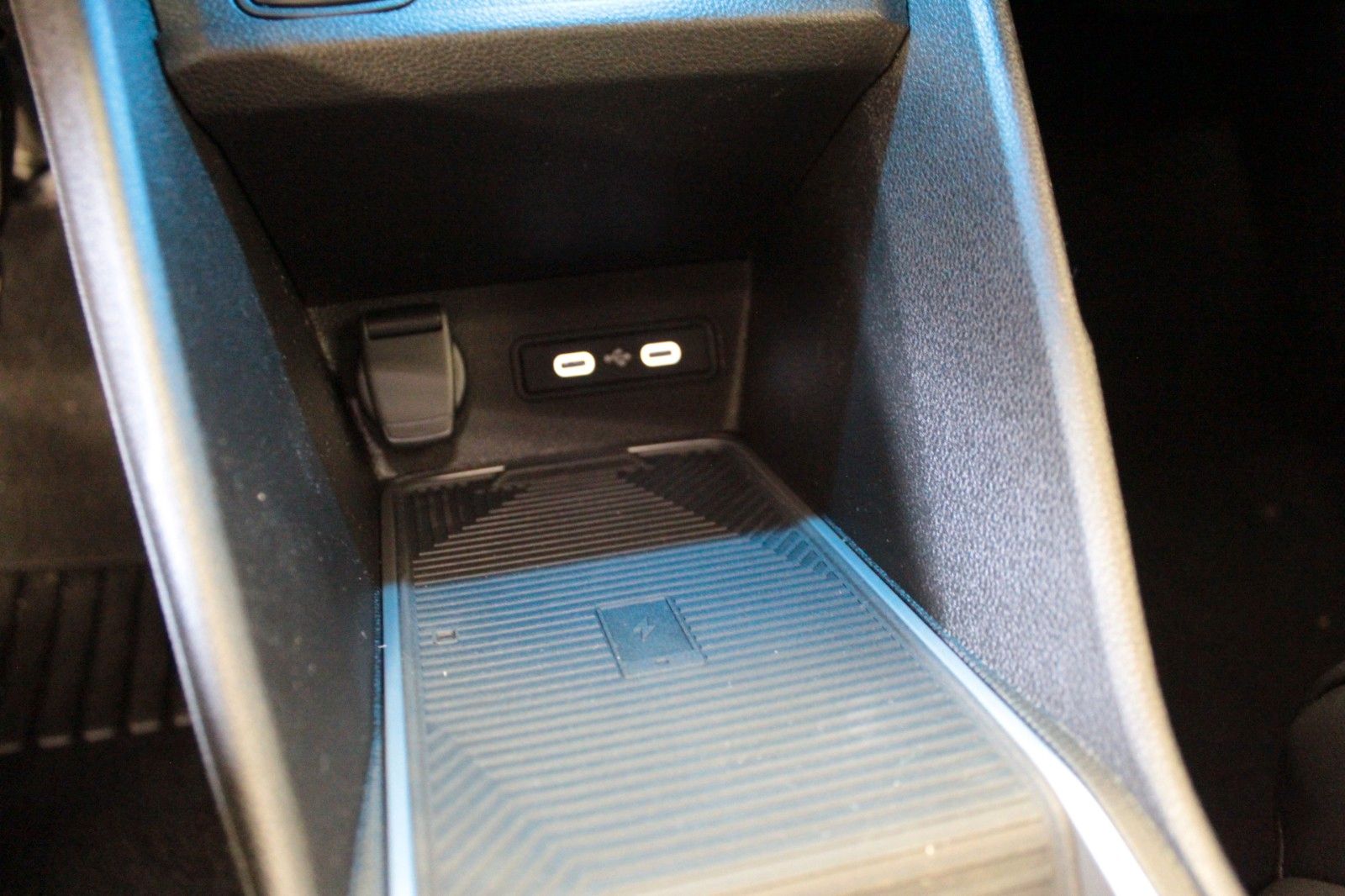 Fahrzeugabbildung Renault R 4 E-Tech 150 Comfort Range Iconic *Vollausst.*