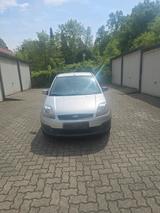 Ford Fiesta 1.3 Ghia, 69 PS- TÜV neu bis 0... - Ford Fiesta aus 2006: Ghia