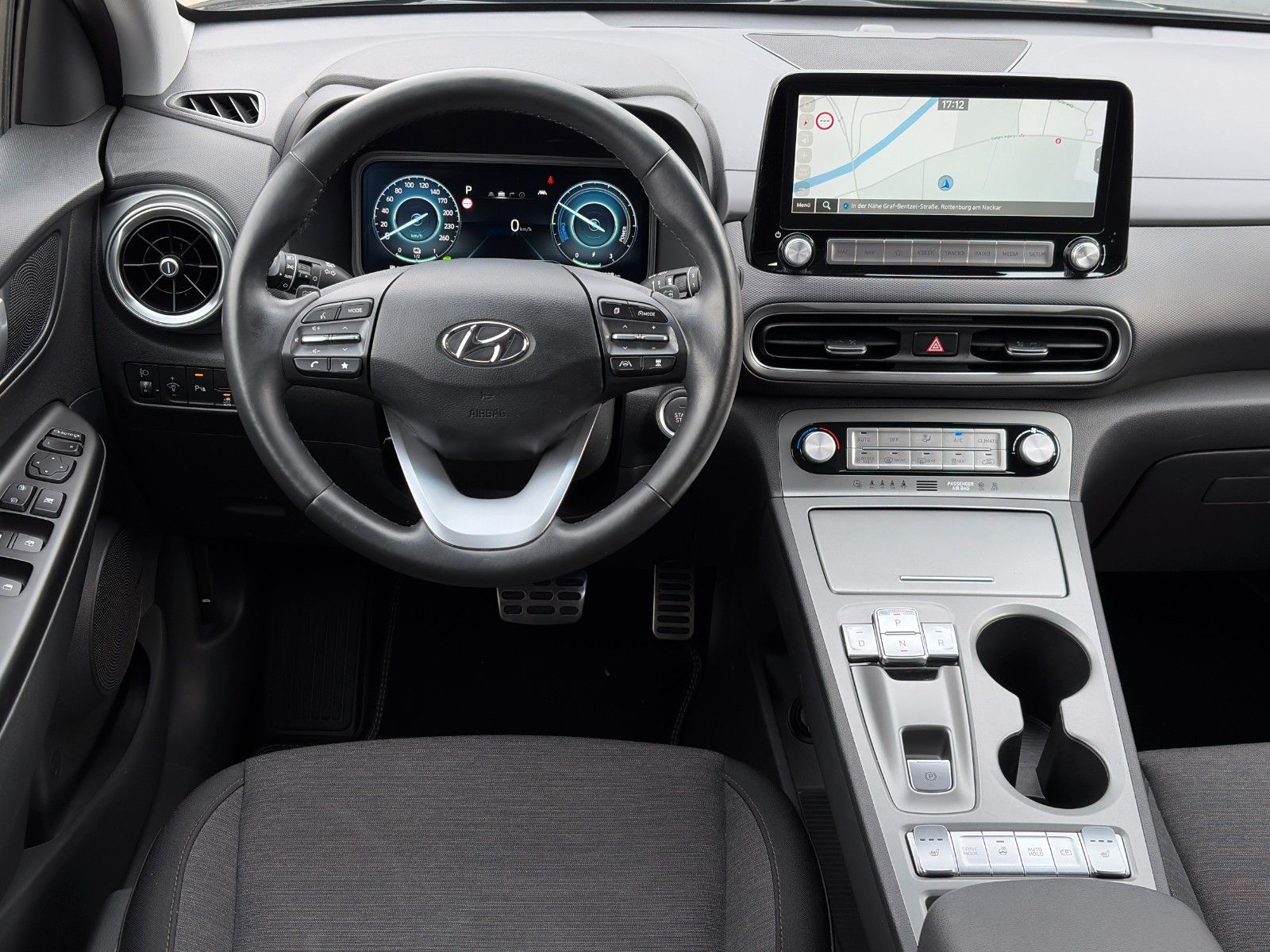 Fahrzeugabbildung Hyundai KONA E Advantage 11kw OBC LED ACC CAM SHZ NAVI