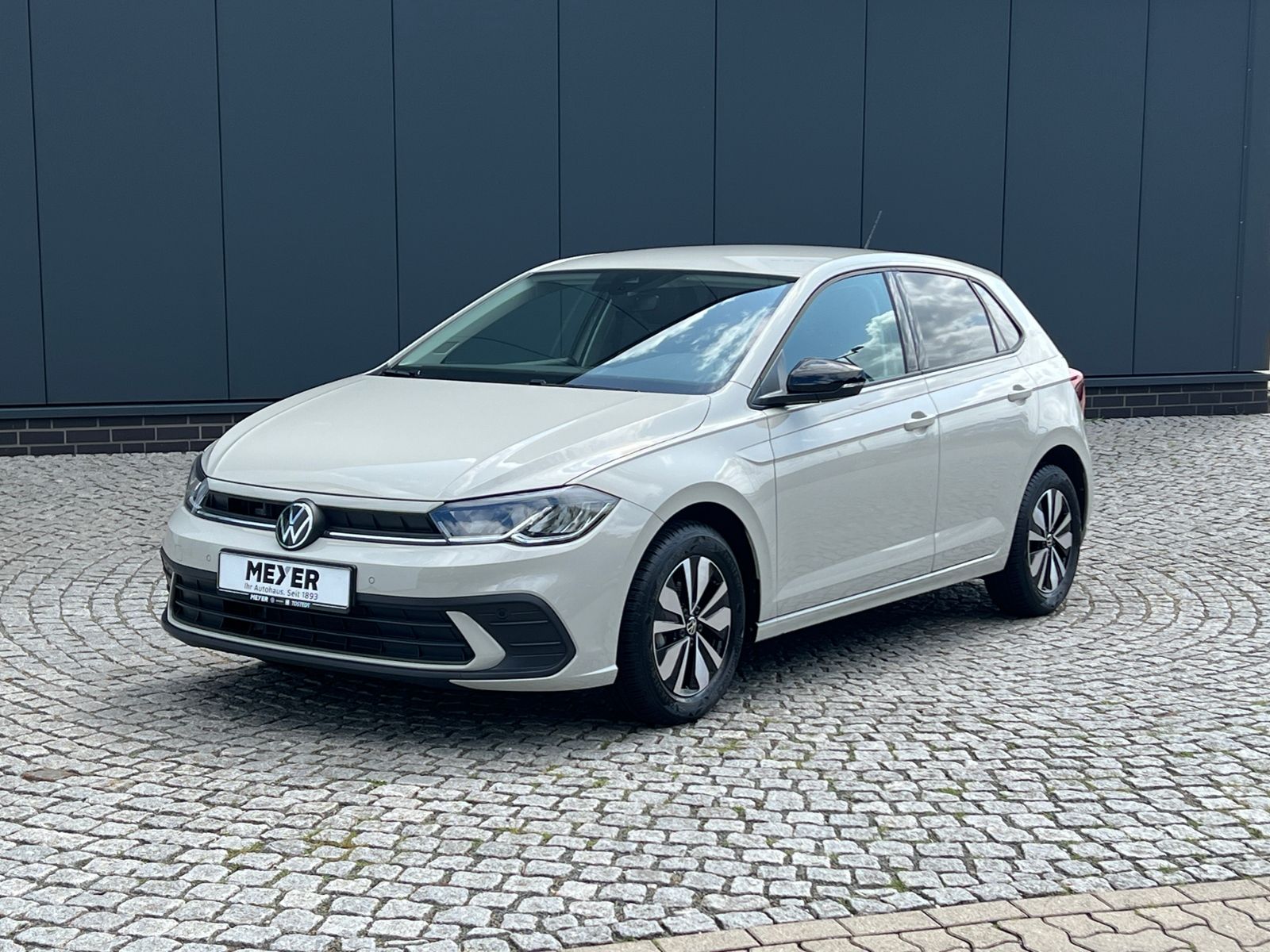 Fahrzeugabbildung Volkswagen Polo GOAL 1.0 TSI DSG *LED,App-Connect, 17'-LM*