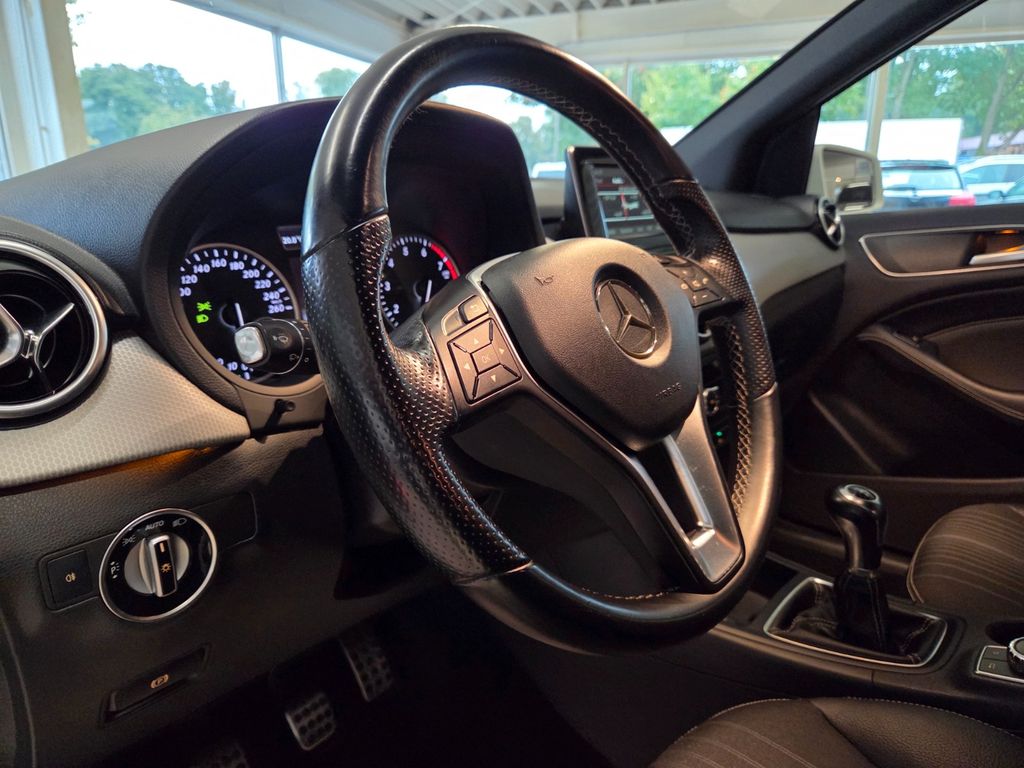 Mercedes-Benz B 180 B B 180 BlueEFFICIENCY HU AU NEU – Ansicht 10